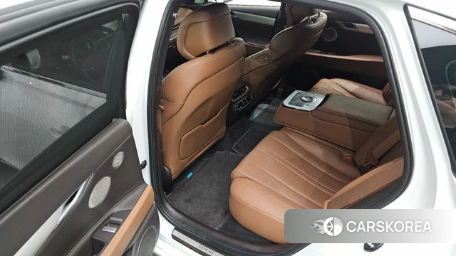 Genesis Electrified G80 (RG3) 2022 Белый из Кореи, фото 3