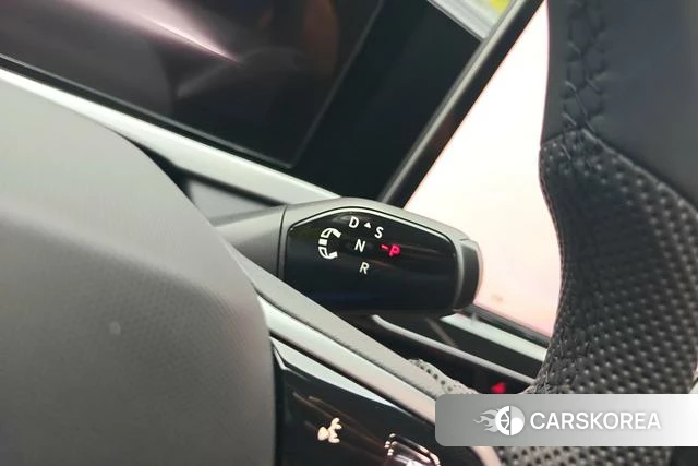 Volkswagen Passat 2025 Черный из Китая, фото 3
