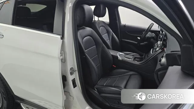 Mercedes-Benz GLC-Class X253 2021 Белый из Кореи, фото 3