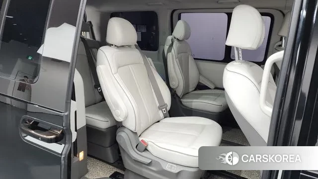 Hyundai Staria 2022 Черный из Кореи, фото 3