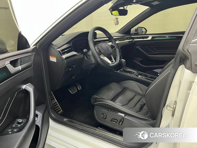 Volkswagen Arteon 2022 Белый из Кореи, фото 3