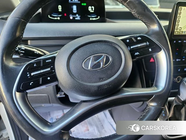 Hyundai Staria 2022 Белый из Кореи, фото 3