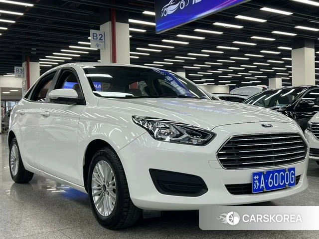 Ford Forrest 2018 Белый из Китая, фото 3