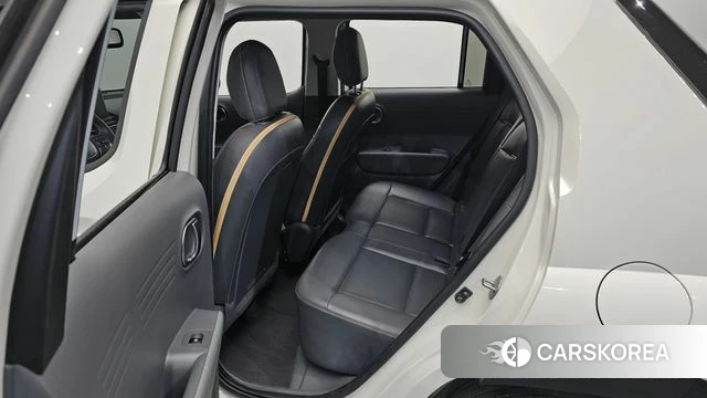 Hyundai Casper 2023 Белый из Кореи, фото 3