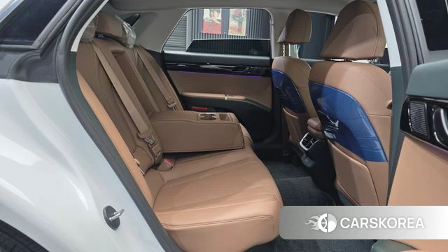 Hyundai Grandeur Hybrid (GN7) 2025 Белый из Кореи, фото 3