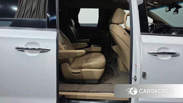 Kia The New Carnival 2019 Белый из Кореи, фото 3