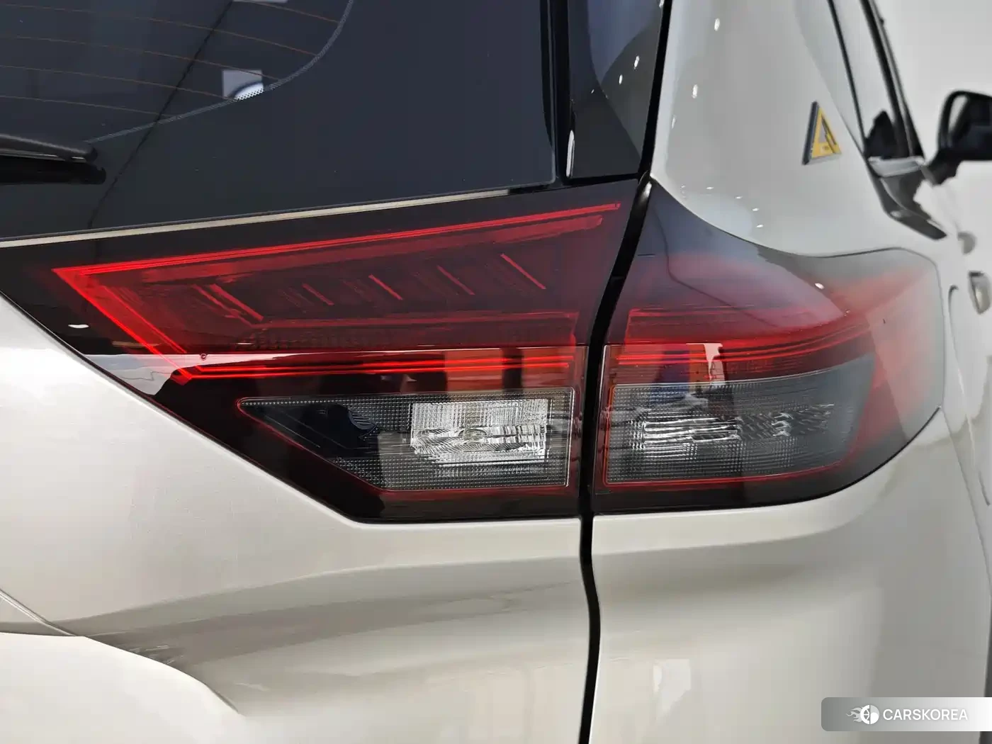 Nissan Qijun 2024 Champagne/brown из Китая, фото 3