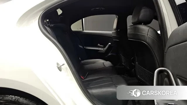 Mercedes-Benz A-Class W177 2021 Белый из Кореи, фото 3