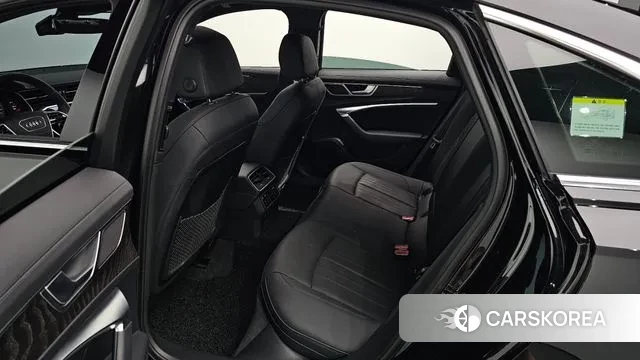 Audi A6 (C8) 2023 Черный из Кореи, фото 3