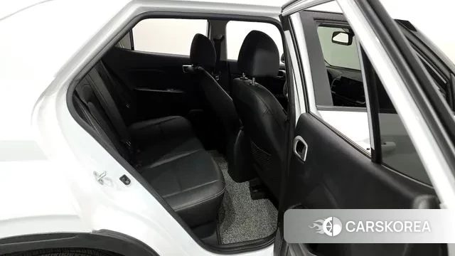 Hyundai Venue 2022 Белый из Кореи, фото 3