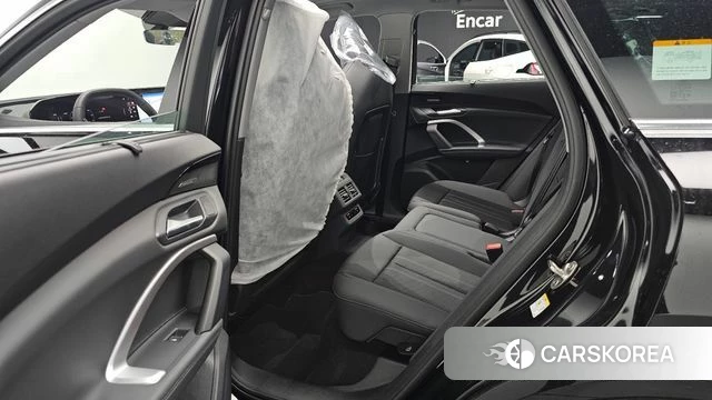 Audi Q5 (80A) 2025 Черный из Кореи, фото 3