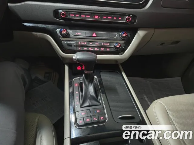 Kia All New Carnival 2018 Белый из Кореи, фото 3