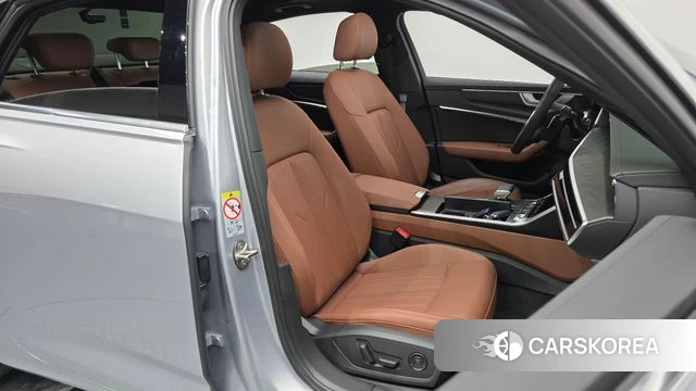 Audi A6 (C8) 2023 Серебряный из Кореи, фото 3