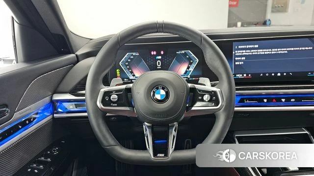 BMW 7 Series (G70) 2025 Белый из Кореи, фото 3