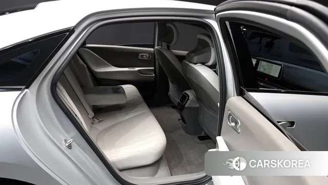 Hyundai Ionic 6 2023 Цвет галактики из Кореи, фото 3