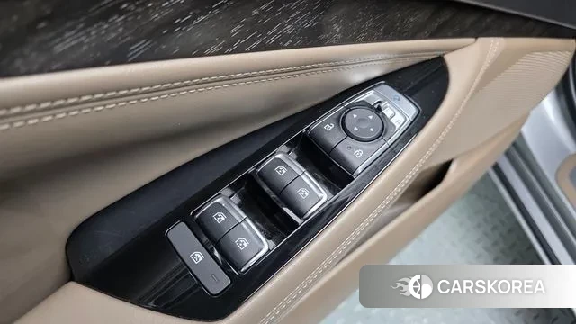 Kia K8 Hybrid 2022 Серебристо-серый из Кореи, фото 3