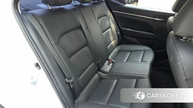 Hyundai Avante AD 2018 Белый из Кореи, фото 3