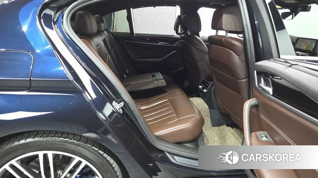 BMW 5 Series (G30) 2019 Черный из Кореи, фото 3