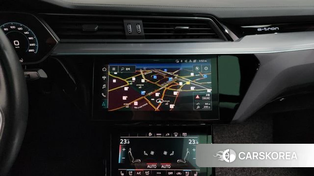Audi e-Tron 2021 Синий из Кореи, фото 3
