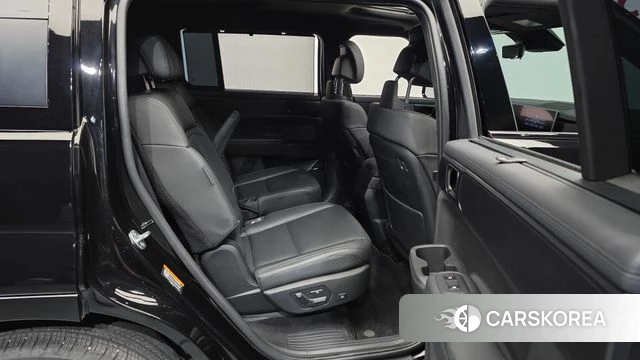 Hyundai Santa Fe (MX5) 2024 Черный из Кореи, фото 3