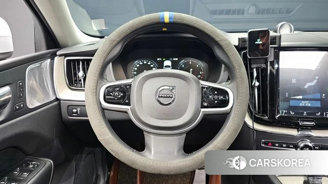 Volvo XC60 second Generation 2018 Серый из Кореи, фото 3