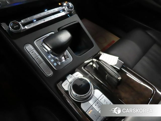 Genesis G90 2018 Черный из Кореи, фото 3