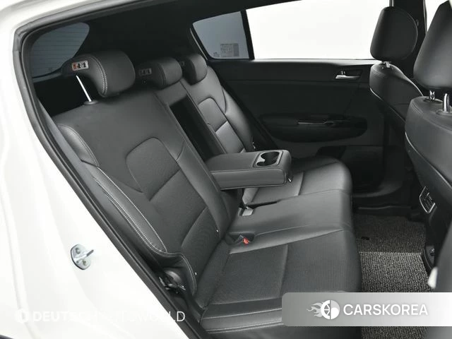 Kia Sportage The Bold 2018 Белый из Кореи, фото 3