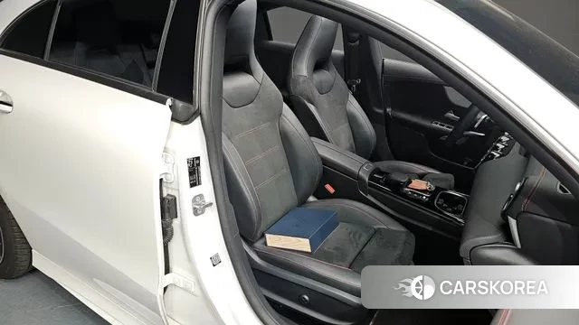 Mercedes-Benz CLA-Class C118 2023 Белый из Кореи, фото 3