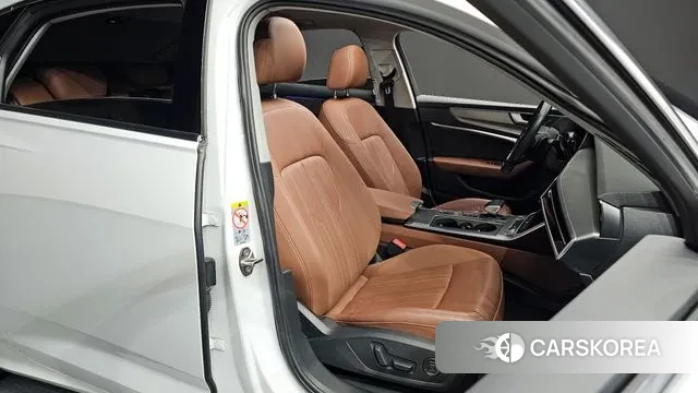 Audi A6 (C8) 2020 Белый из Кореи, фото 3