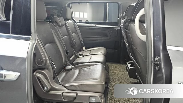 Honda Odyssey 2021 Серый из Кореи, фото 3