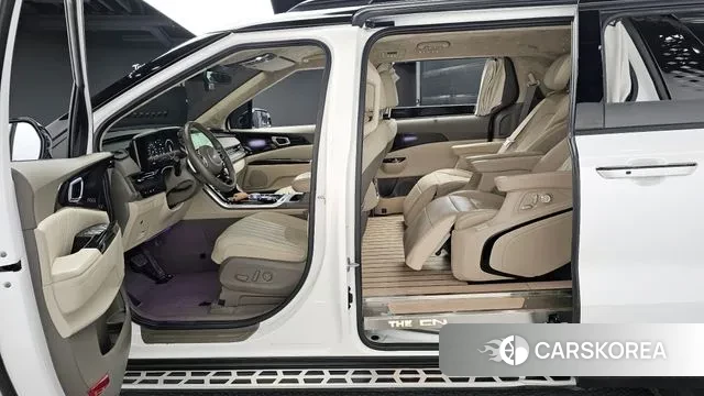 Kia Carnival 4th generation 2023 Белый из Кореи, фото 3