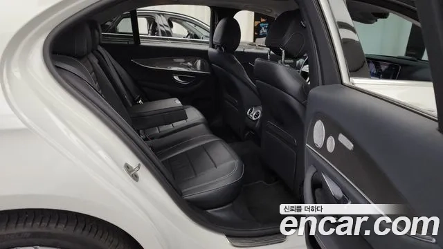 Mercedes-Benz E-Class W213 2020 Белый из Кореи, фото 3