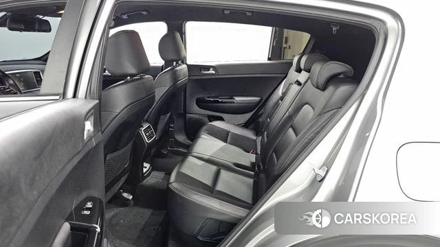 Kia Sportage The Bold 2021 Серебристо-серый из Кореи, фото 3