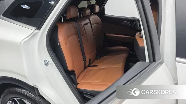 Kia Sportage 5th Generation 2024 Белый из Кореи, фото 3