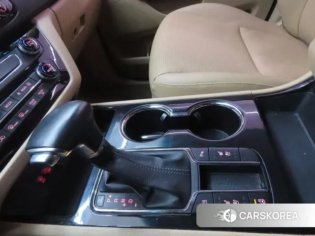 Kia The New Carnival 2018 Белый из Кореи, фото 3