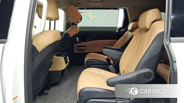 Kia Carnival 4th generation 2023 Белый из Кореи, фото 3