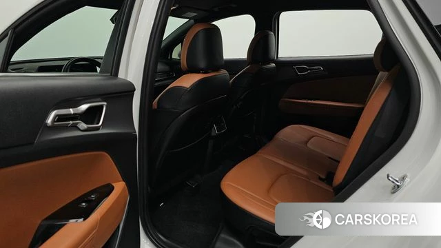 Kia Sportage 5th Generation 2022 Белый из Кореи, фото 3