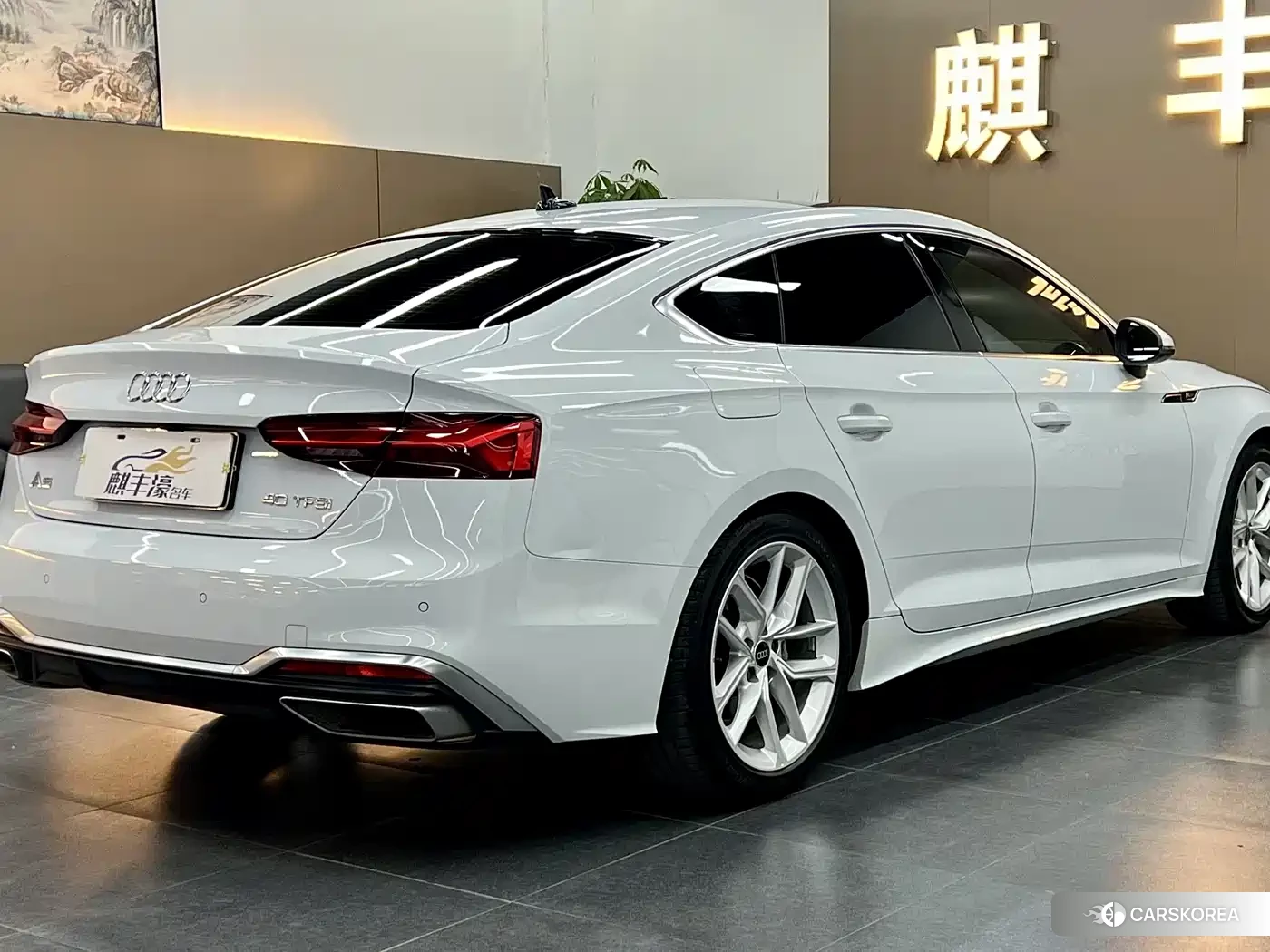 Audi A5 2024 Белый из Китая, фото 3