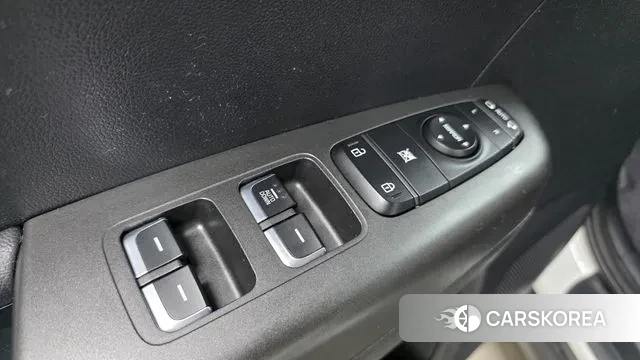 Kia Sportage 4th Generation 2018 Белый из Кореи, фото 3