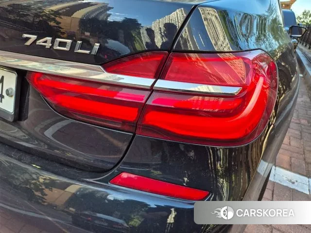 BMW 7 Series (G11) 2018 Черный из Кореи, фото 3