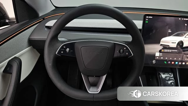 Tesla Model Y 2025 Черный из Кореи, фото 3
