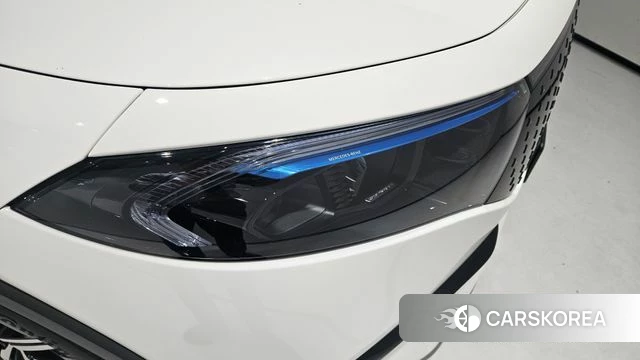 Mercedes-Benz EQB X243 2025 Белый из Кореи, фото 3
