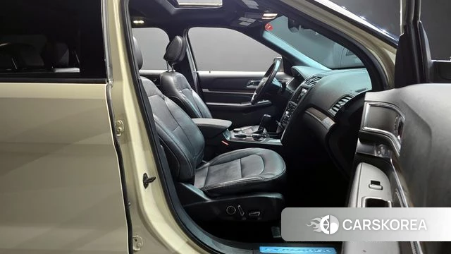 Ford Explorer 2018 Жемчужный цвет из Кореи, фото 3