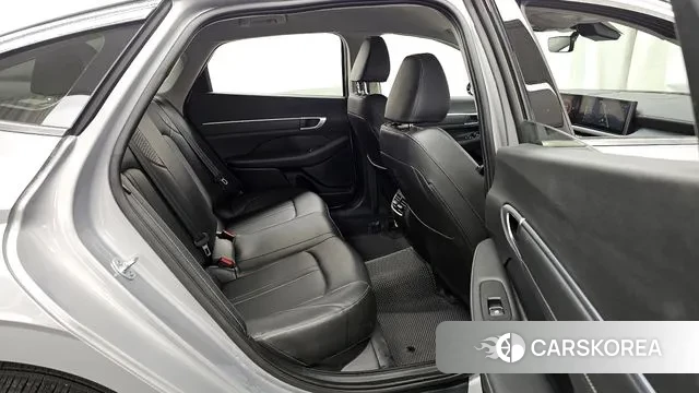 Hyundai Sonata D Edge (DN8) 2024 Серебристо-серый из Кореи, фото 3