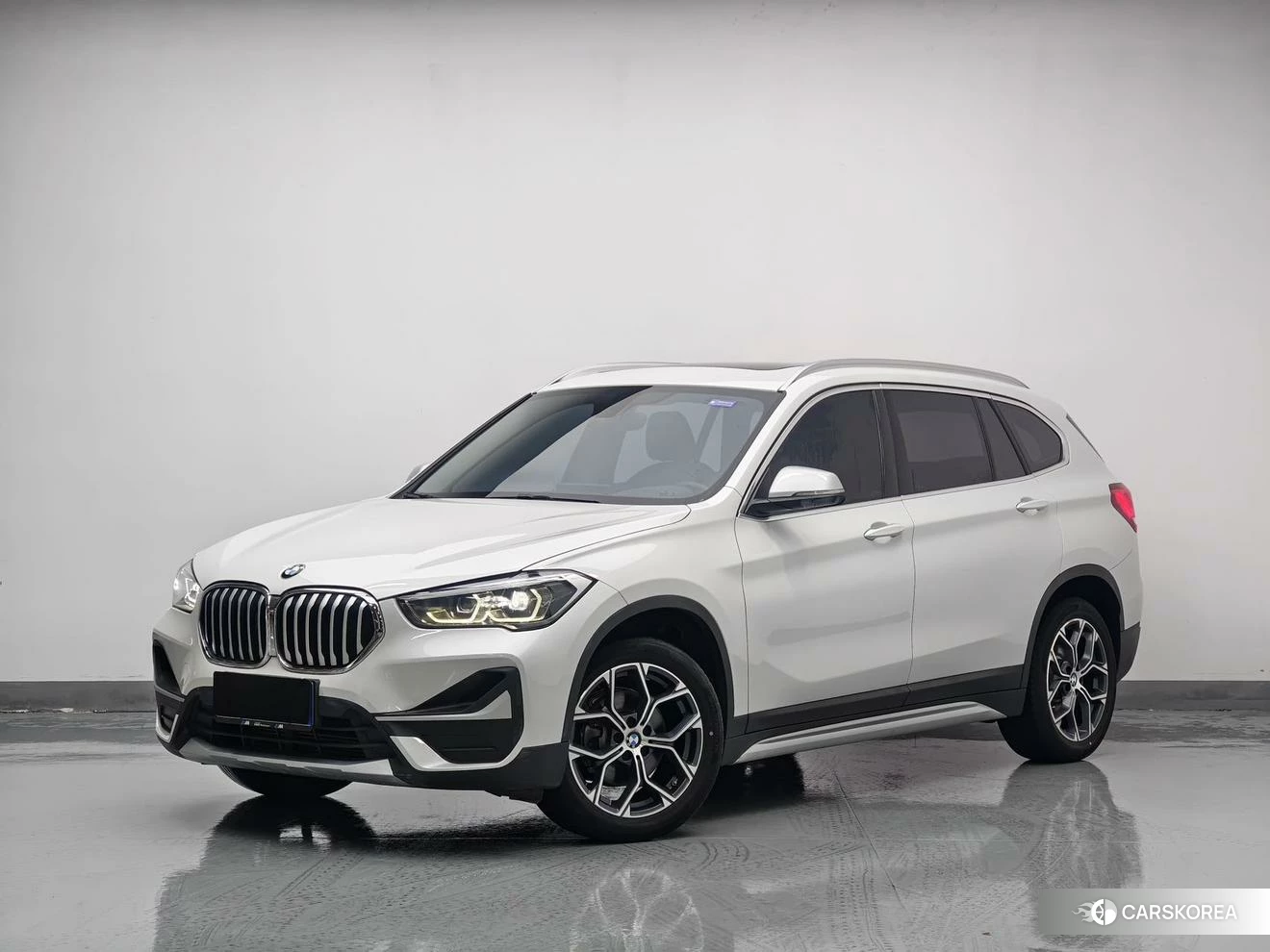 BMW X1 2021 Белый из Китая, фото 3