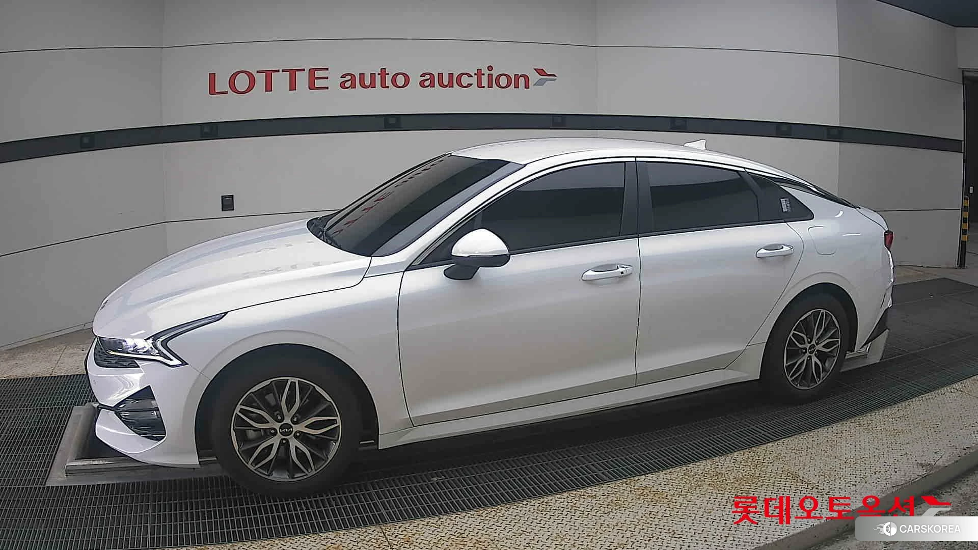 Kia K5 2022 Snow White Pearl (optional) из Кореи, фото 3