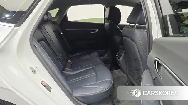 Hyundai Sonata Hybrid (DN8) 2022 Белый из Кореи, фото 3