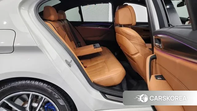 BMW 5 Series (G30) id 3213151 из Кореи 3