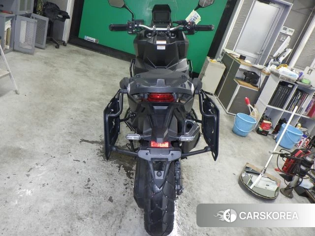 Проданный Honda X-ADV 750 id 3949945 из Японии