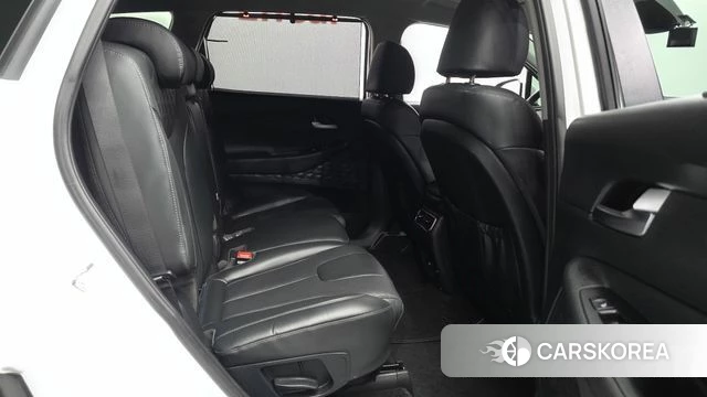 Hyundai The New Santa Fe 2023 Белый из Кореи, фото 3